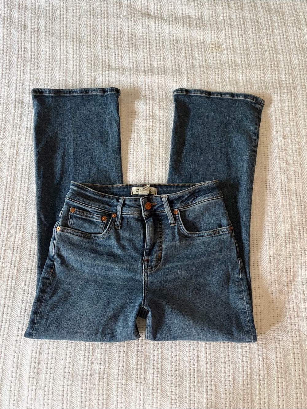 Madewell Curvy Kick Out Jeans - Size 26P